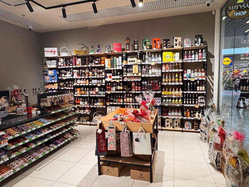 Matyšák Shop / 1. day - Trenčín, Belá 7271 (OC Laugarício)