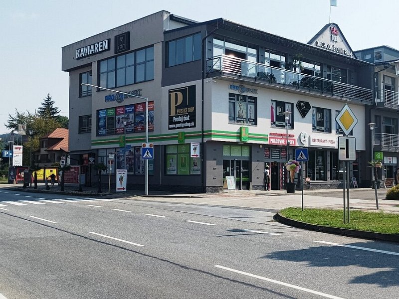 Giraltovce, Dukelská 77