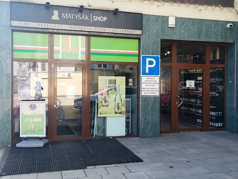 Matyšák shop / 1. day - Bratislava, Pražská 15