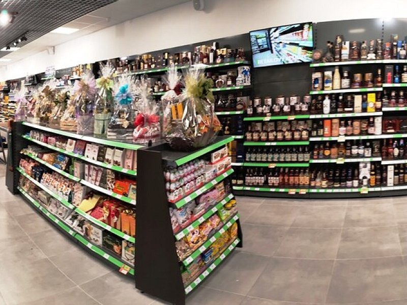 Trnava, Trstínska cesta 3