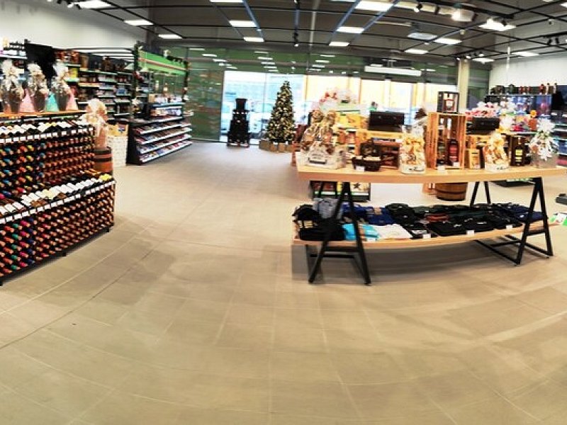 Banská Bystrica, Zvolenská cesta 12