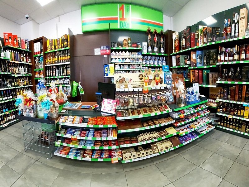 Vranov nad Topľou, Duklianských hrdinov 30